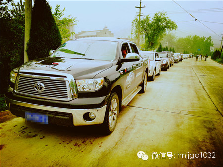 長(zhǎng)長(zhǎng)的車(chē)隊(duì)，每次活動(dòng)都是這么給力！