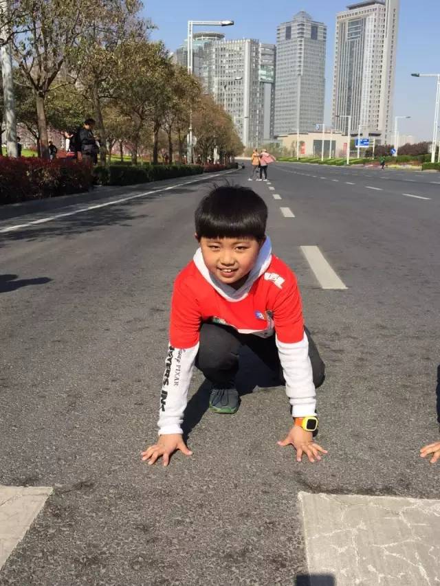 開(kāi)跑之前，熱身工作要做好，我準(zhǔn)備好啦！