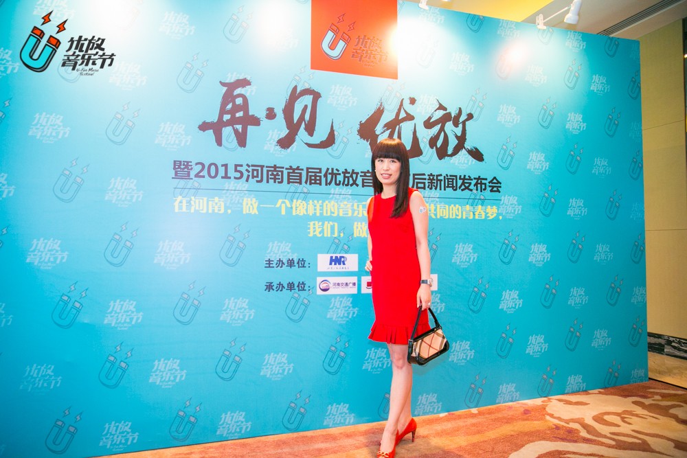 美女主播佳音！