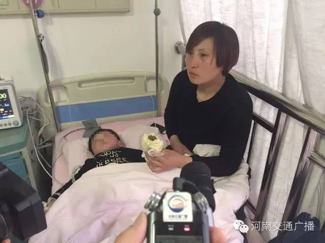 小浩天的母親通過河南交通廣播向所有幫助他們的人表達了感謝！