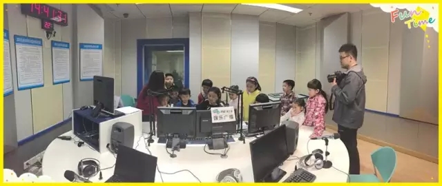 直播間原來是這樣滴！