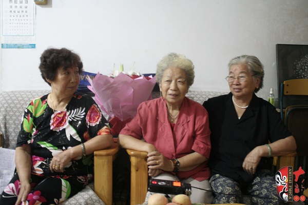 越調(diào)名老藝人雷桂花、劉巧蓮、劉玉蘭回首往事