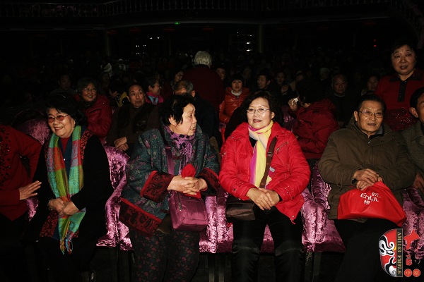 豫劇《朝陽(yáng)溝》銀環(huán)媽扮演者、著名豫劇表演藝術(shù)家楊華瑞，著名豫劇表演藝術(shù)家王素君