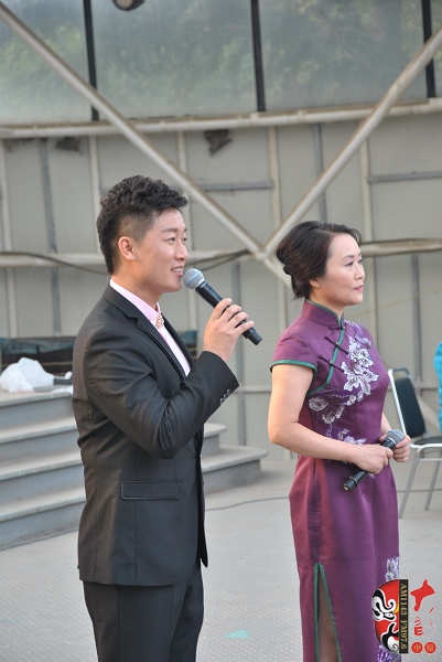 河南電臺戲曲廣播著名主持人池城、曉琴表演詩朗誦《一塊常香的玉》