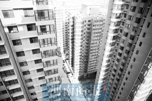 今年鄭州在商品房小區(qū)、經(jīng)適房小區(qū)內(nèi)配建的公租房，將面向社會輪候供應(yīng) 楊東華/攝
