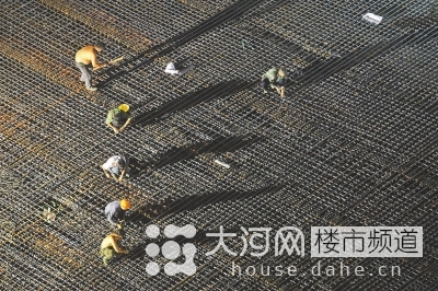 鄭州農業(yè)路高架南陽路以東段澆筑完畢 年底前貫通
