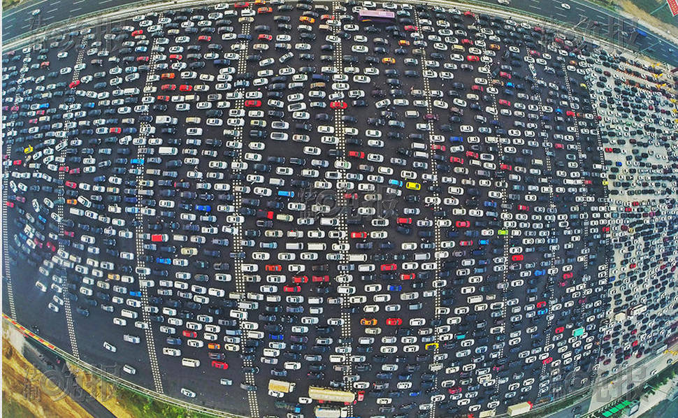 滯留車輛航拍圖。