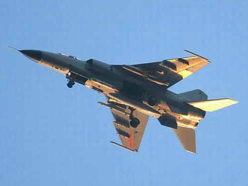 資料圖：進行訓(xùn)練中國空軍飛豹戰(zhàn)機。