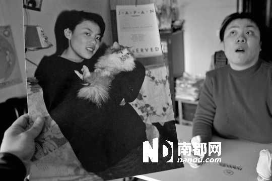 昔日的清純與秀美，如今，卻終身癱瘓、生活不能自理。C FP供圖
