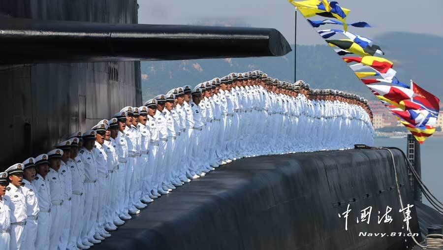 威武的核潛艇官兵。軍報記者-喬天富攝