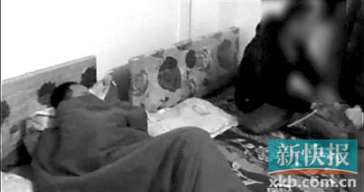 廣州搗毀一男同性戀者聚眾淫亂窩點。視頻截圖