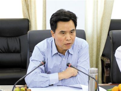 原萍鄉(xiāng)市副市長孫家群。