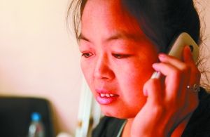 每次給家人打電話，史女士都會很難過。
