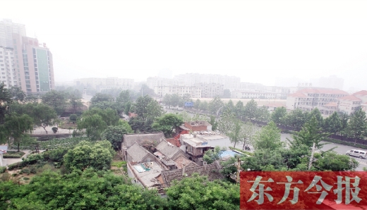 紫荊山路與書(shū)院街交叉口，書(shū)院街112號(hào)。