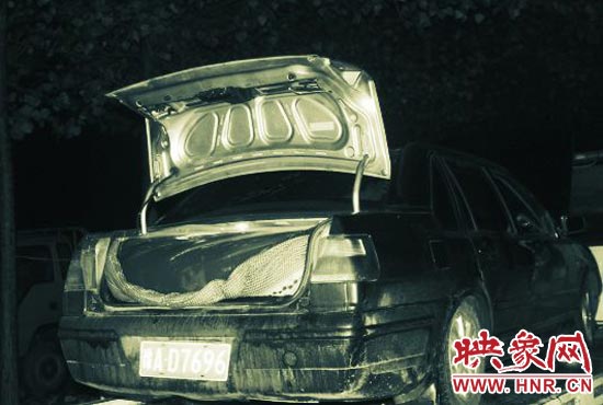 圖為改裝后的轎車，專門用于儲(chǔ)油
