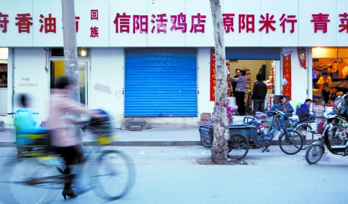 鄭州市一些活禽店紛紛關(guān)門，有人猜測，是受禽流感影響