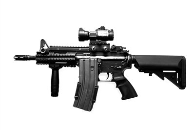 M16步槍，全槍長：986mm，空槍重：3.26公斤，戰(zhàn)斗全重：4公斤，最大有效射程：800米