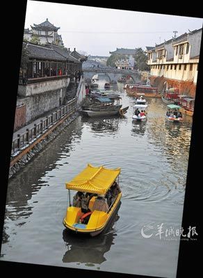 　　安徽省肥西縣三河古鎮(zhèn)被譽(yù)為“皖中江南水鄉(xiāng)”。