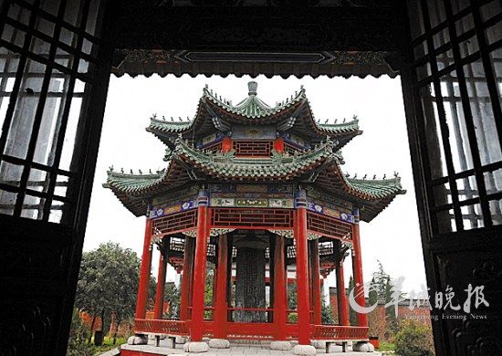 河南商丘古城建于明朝正德六年(公元1511年)，是國內(nèi)保存較好的古城之一 王頌 攝