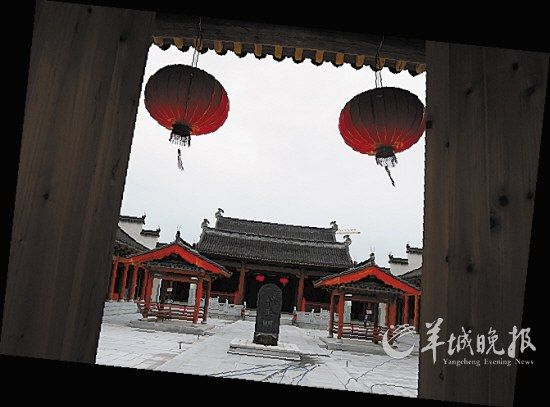 歙縣徽州府衙正堂，還原徽州古城舊貌的標(biāo)志 李健 攝