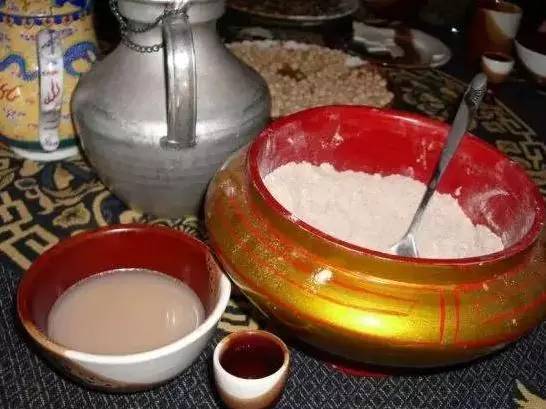 新疆奇葩”黑暗料理“ 你吃過嘛？