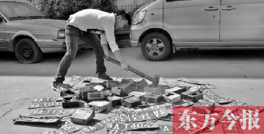 “老的哥”揭“黑車”猖獗原因，建議倒查假車牌、出租車使用機(jī)打發(fā)票