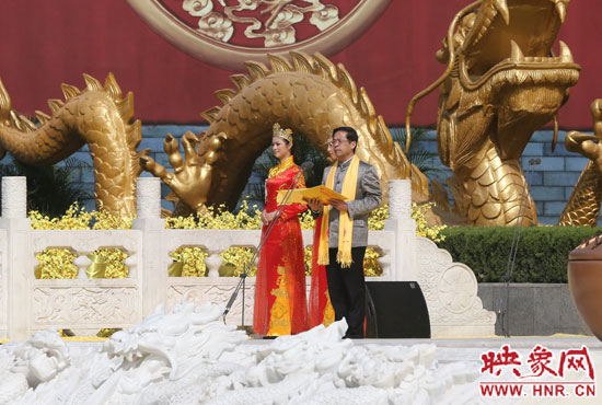 省委副書記、省政協(xié)主席葉冬松致歡迎詞。映象網(wǎng)記者 邵恰 攝