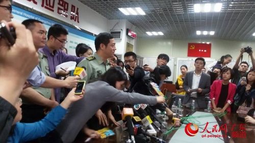 廣州軍區(qū)廣州總醫(yī)院發(fā)布會(huì)現(xiàn)場。
