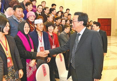 1月20日上午，省委書記、省人大常委會主任郭庚茂,省委副書記、省長謝伏瞻等親切接見了省民族團結(jié)