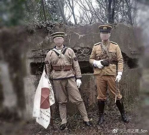 犯眾怒！兩男子抗日碉堡前扮日本兵拍照 警方介入