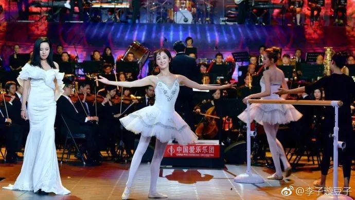 《創(chuàng)造101》主題曲公布，這個被吐槽油膩的c位是什么來頭？