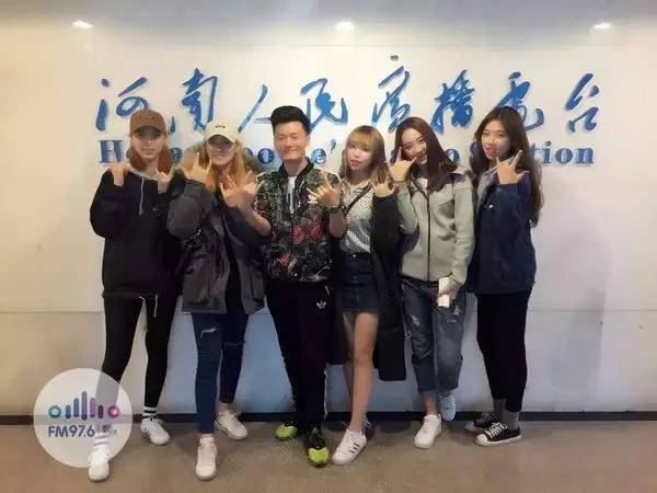 路飛終于體驗了一回“他在叢中笑”的感覺！