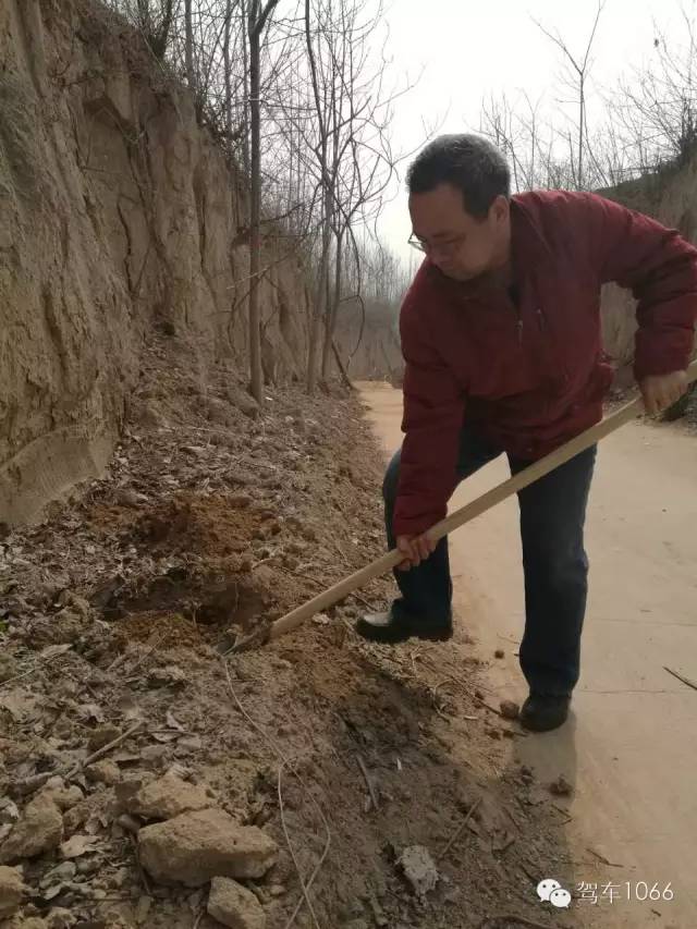 這大叔干起活也是很6呀！