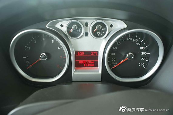 　?？怂箖蓭?jīng)典1.8MT 時尚型