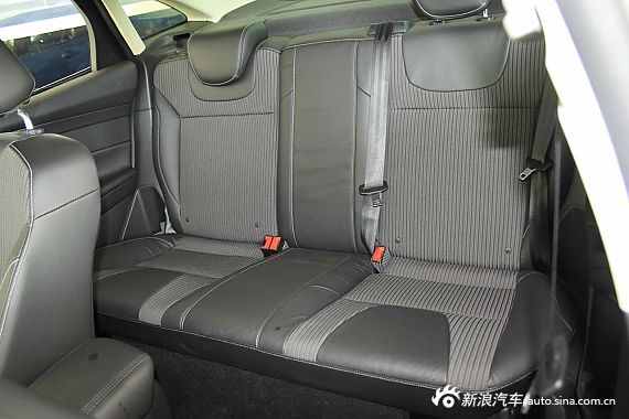 　?？怂箖蓭?jīng)典1.8MT 時尚型