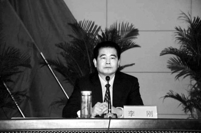 濮陽(yáng)市委常委、市委政法委書(shū)記李剛