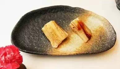 就一點(diǎn)兒紫菜跟生魚片 日料沒吃什么為啥還那么貴？