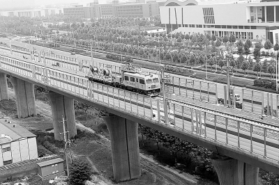 開城鐵建成通車之后，將開行時速200公里的動車組，屆時，鄭州到開封的用時將縮短為19分鐘