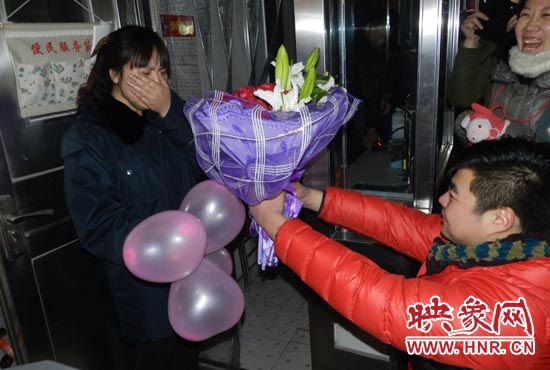 “嫁給我吧，我要愛你一生！”