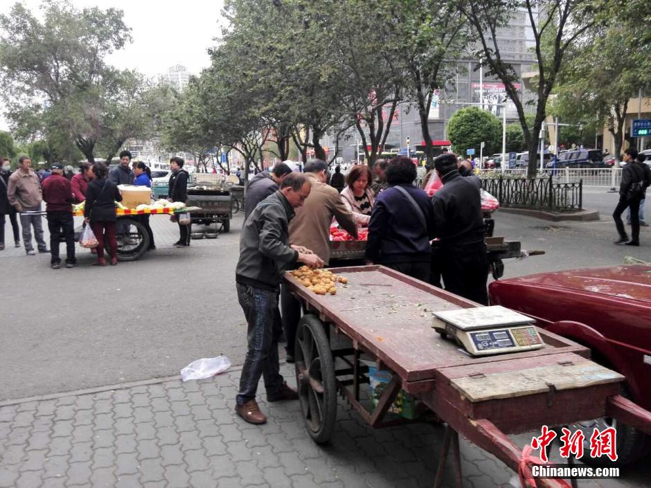 自治區(qū)和烏魯木齊市有關(guān)部門(mén)迅速處置，傷員已全部送往醫(yī)院救治。