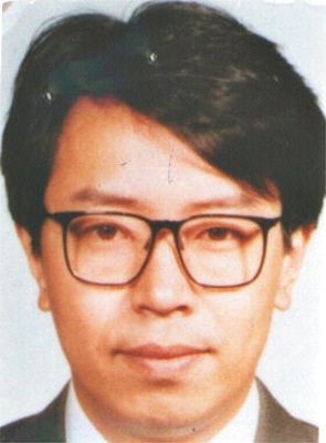 姚耿 現(xiàn)年53歲，外逃前任云南省五礦化工進出口（集團）公司上海浦東分公司經(jīng)理