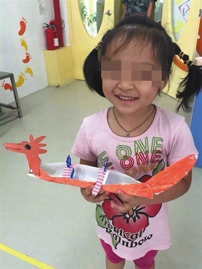 深圳5歲女孩羅一笑患上白血病，在深圳市兒童醫(yī)院救治。網(wǎng)絡截圖