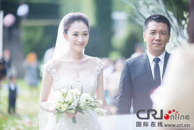 李小冉比利時辦婚禮 朱丹、鐘欣潼、應采兒做伴娘