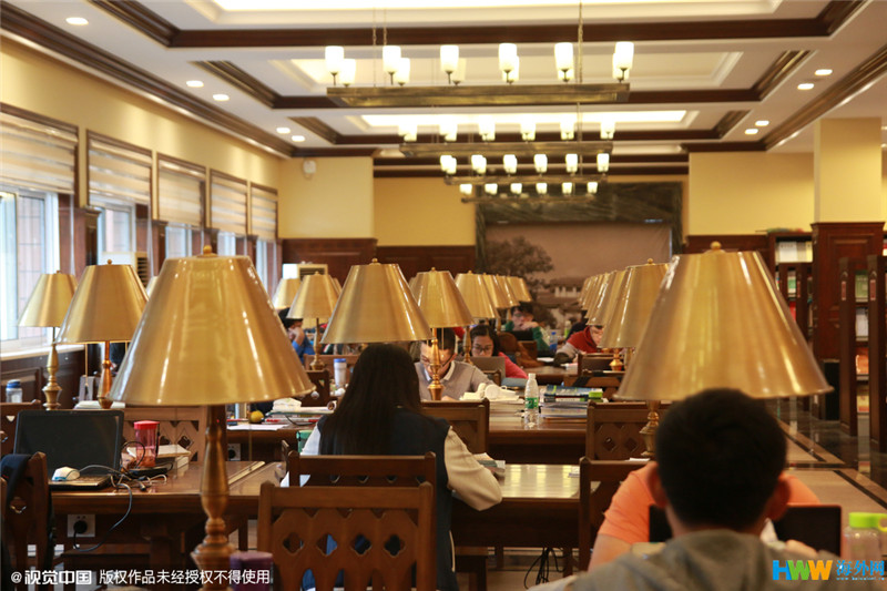 重慶大學改造翻新的“民國風圖書館”走紅網(wǎng)絡，引得無數(shù)網(wǎng)友點贊