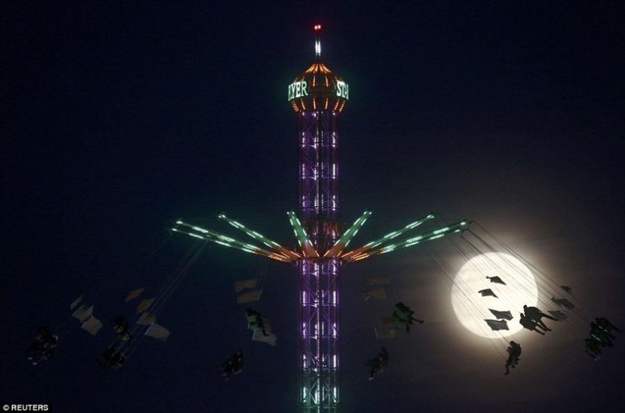 68年來最大！今晚夜空上演超級(jí)月亮