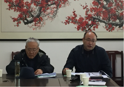 （左：原周口地區(qū)常委秘書(shū)長(zhǎng)梁祖靈 ；右：鄲城縣委常委組織部長(zhǎng)侯磊 ）