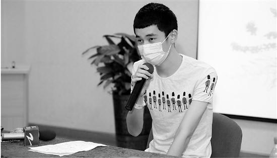 21歲小伙三次開胸終換心成功 恢復(fù)運(yùn)動(dòng)重拾快樂(lè)