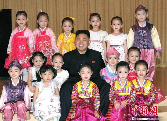 據(jù)朝中社5月30日?qǐng)?bào)道，朝鮮勞動(dòng)黨第一書記、朝鮮國(guó)防委員會(huì)第一委員長(zhǎng)、朝鮮人民軍最高司令官金正恩在兒