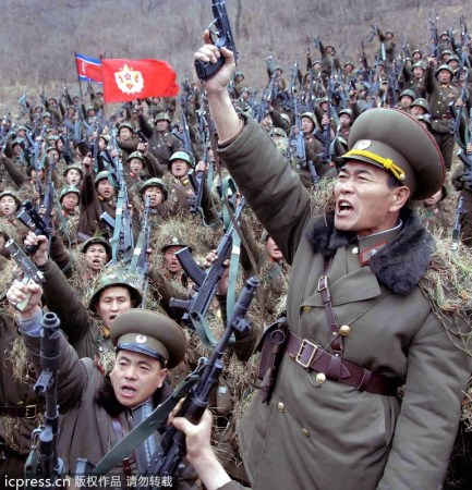 　朝鮮人民軍士兵戰(zhàn)意高昂。